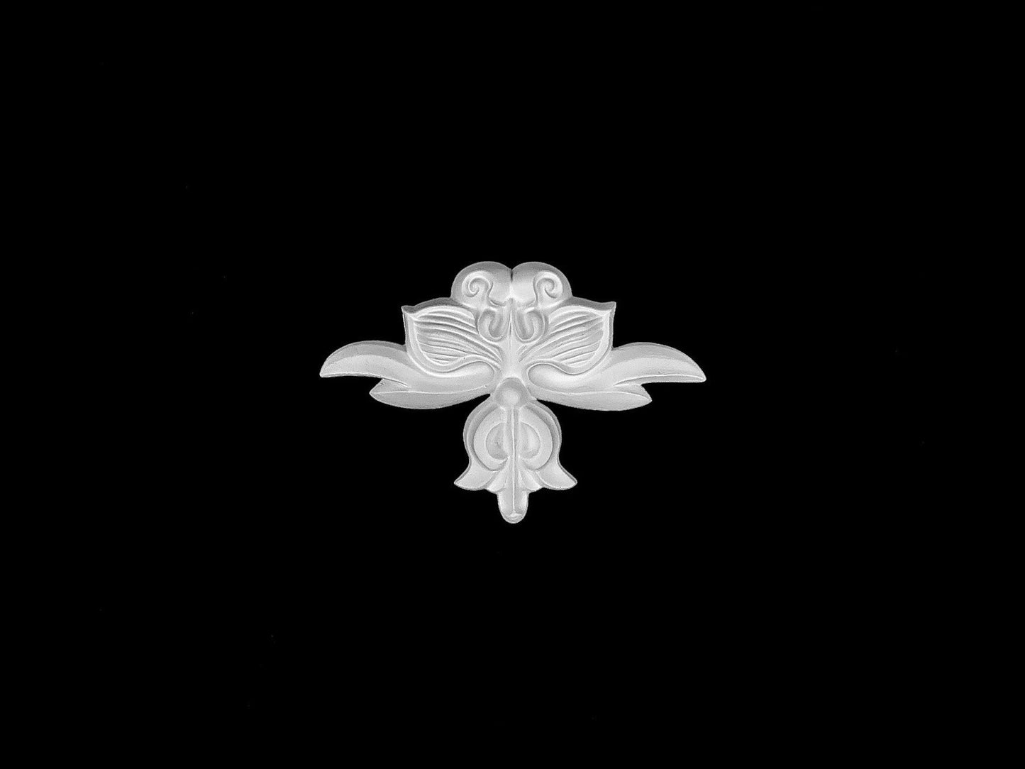 Petite Floral Scroll Ornament