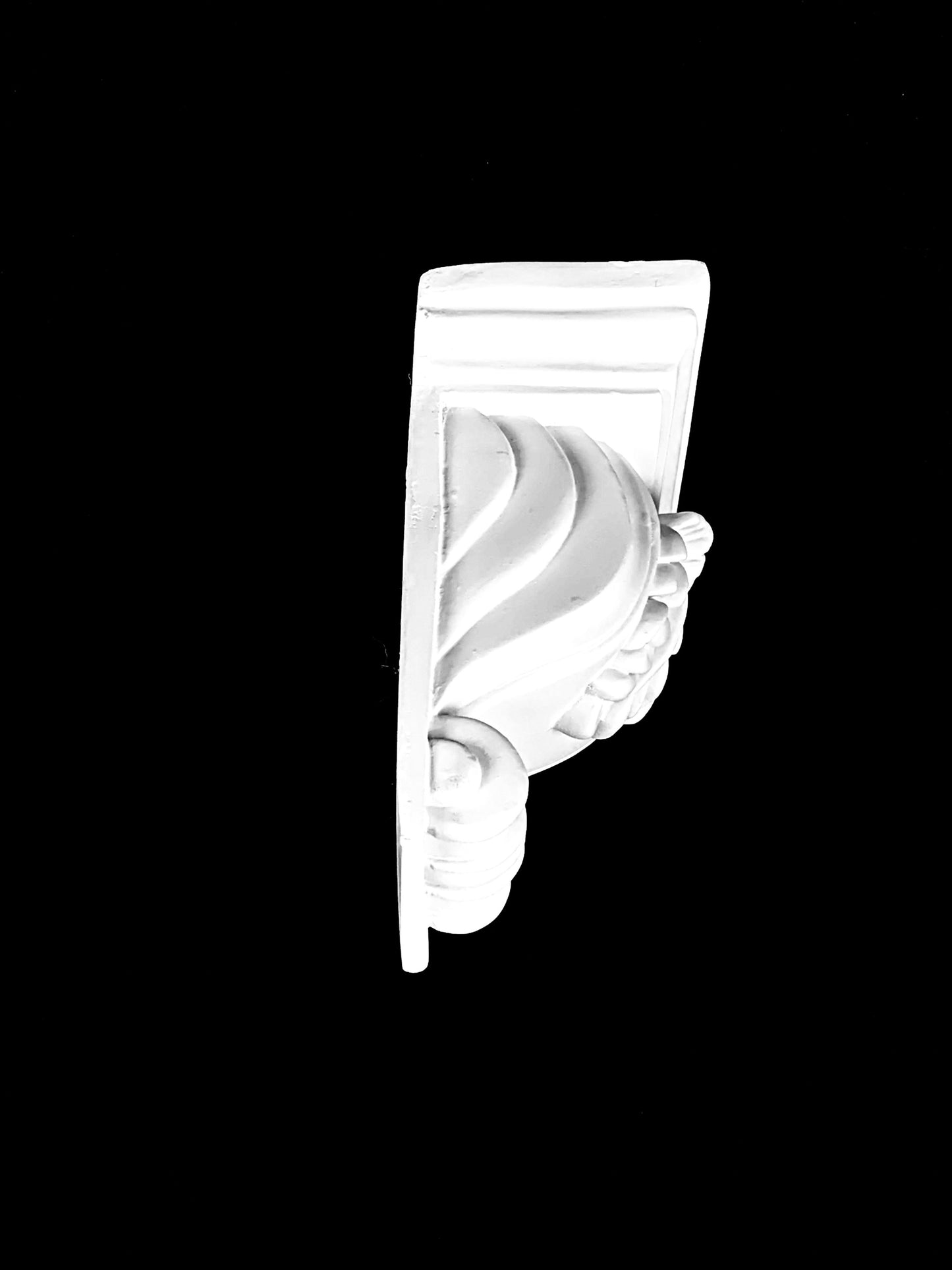 Laurel Curve Corbel