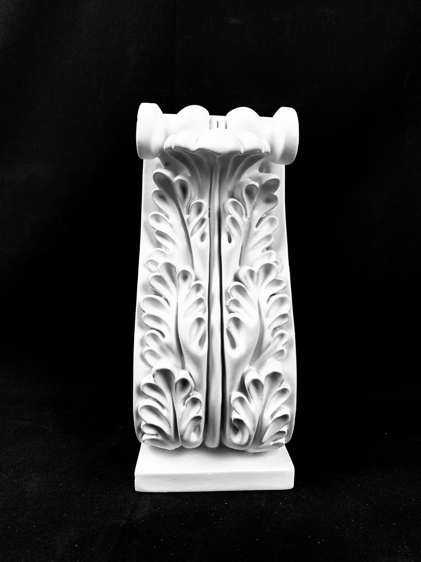 Verdant Scroll Corbel